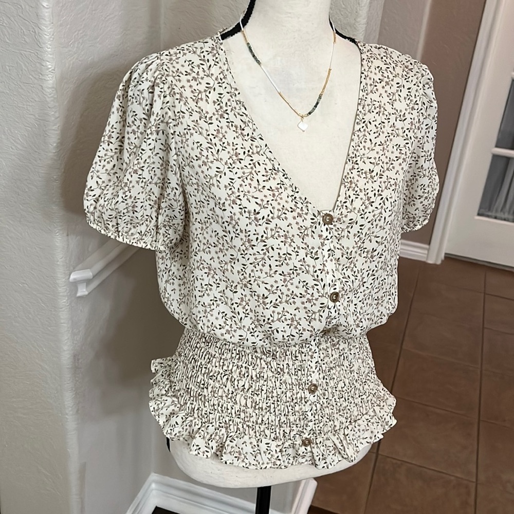 Sienna Sky pink & green floral top Size M - Picture 7 of 17